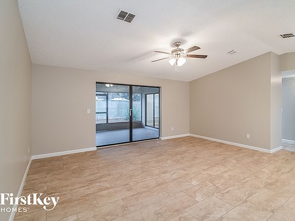 2nd image of 3104 Hampstead Dr