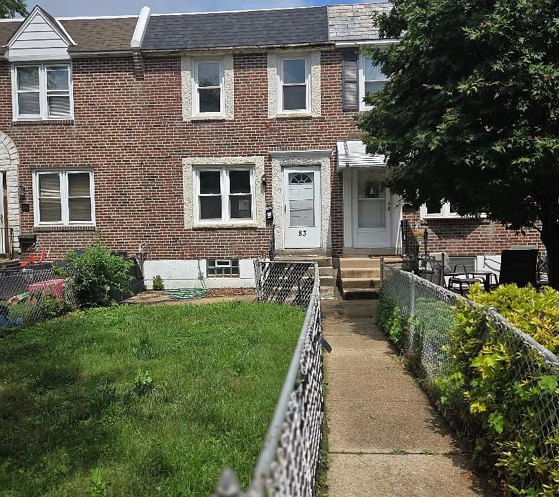 83 Chester Ave