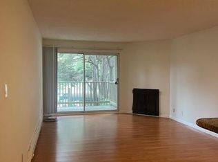377 Mandarin Dr APT 109, Daly City, CA 94015