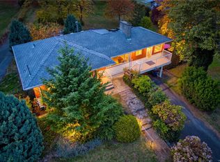 1623 Extension Rd, Nanaimo, BC V9X 1A6