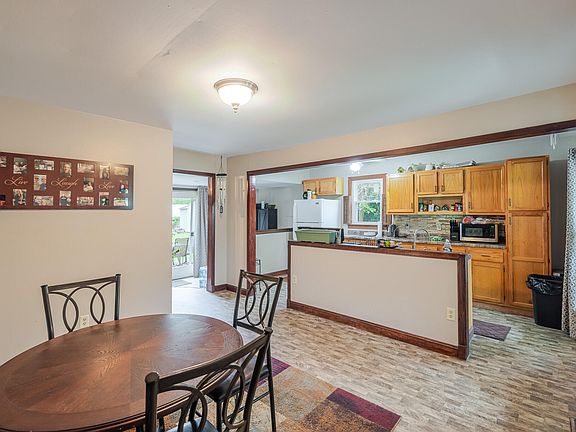 3rd image of 200 Wagner Rd