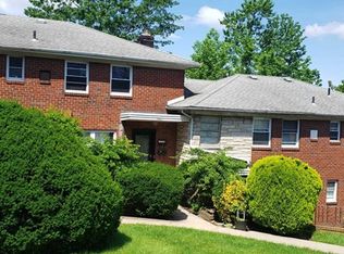 342 Northwood Way #6, Palisades Park, NJ 07650