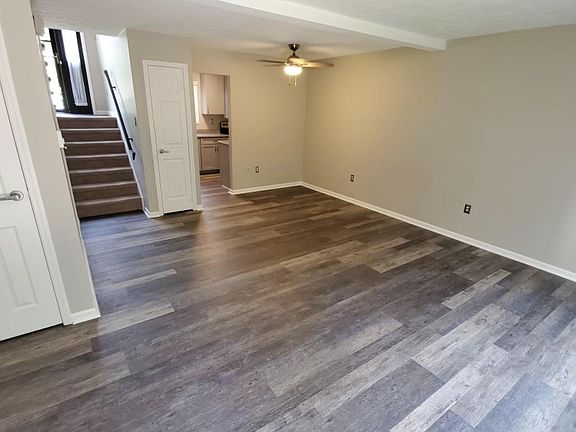 4th image of 334 Black Hills Dr