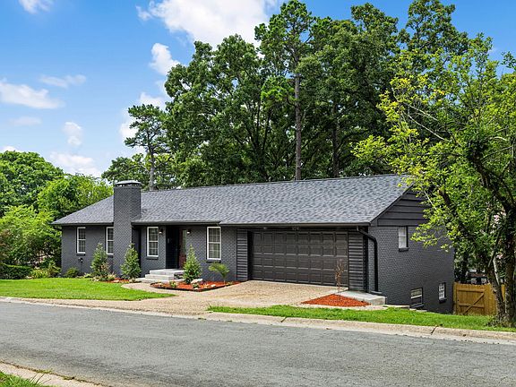 2nd image of 10 Athena Ct