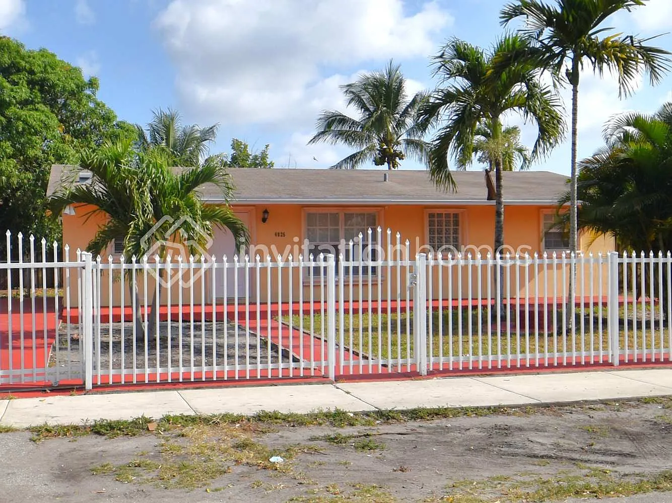 4825 NW 189th Ter Miami Gardens, FL 33055 — Photo 1