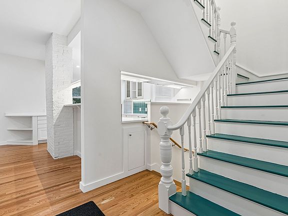 5th image of 56 Mellen St