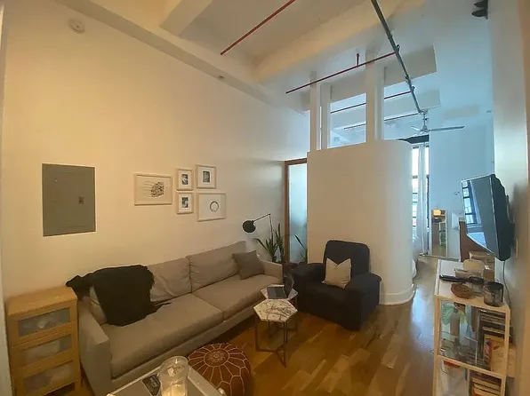 25 Jay Street image 3 of 5