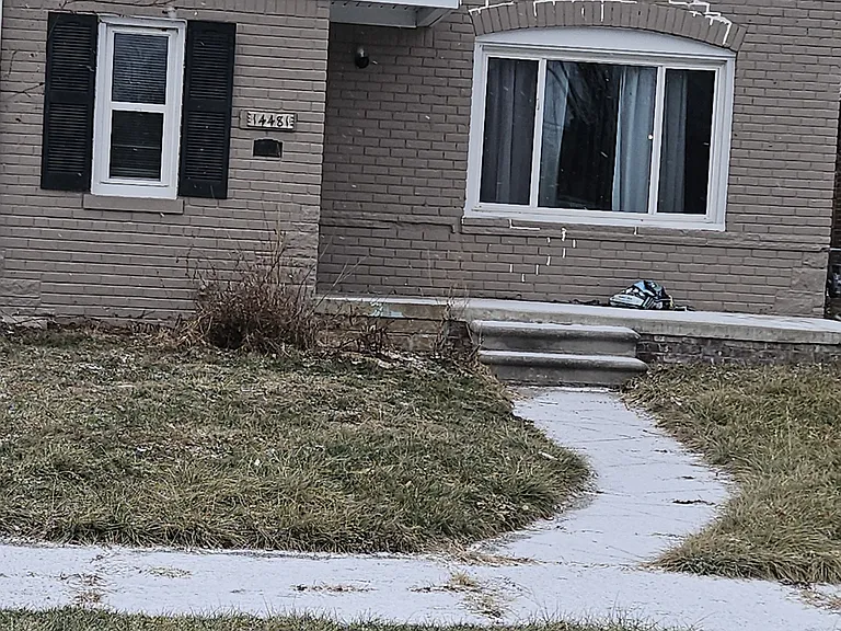 14481 Maddelein St — Photo 1