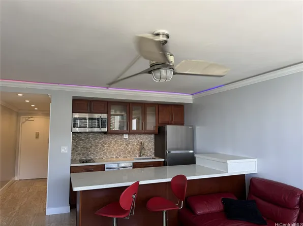 2500 Kalakaua Ave APT 1906, Honolulu, HI 96815