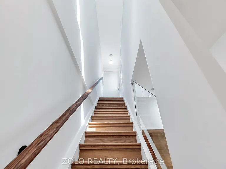 39 Old Brewery Ln #3 — Photo 48