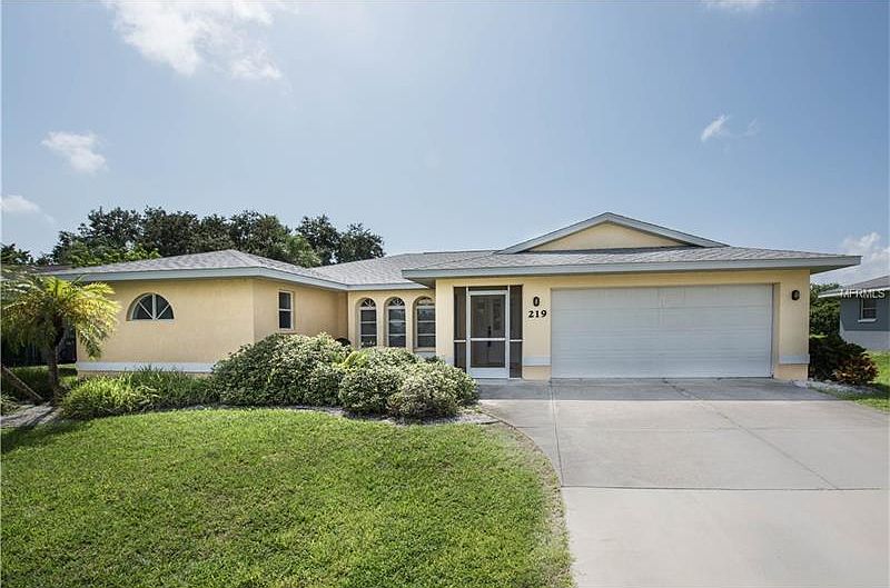 1st image of 219 Rotonda Cir