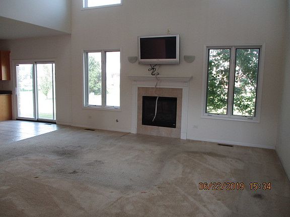 4th image of 21135 Sophia Dr