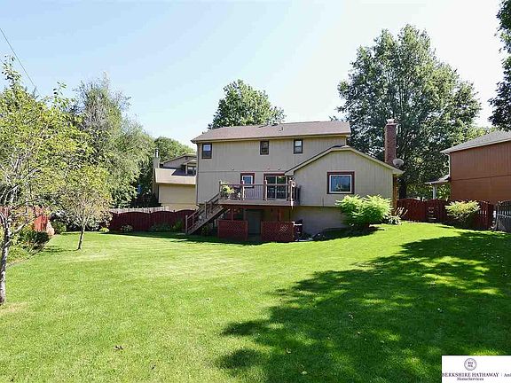 4th image of 818 S 113th Avenue Cir