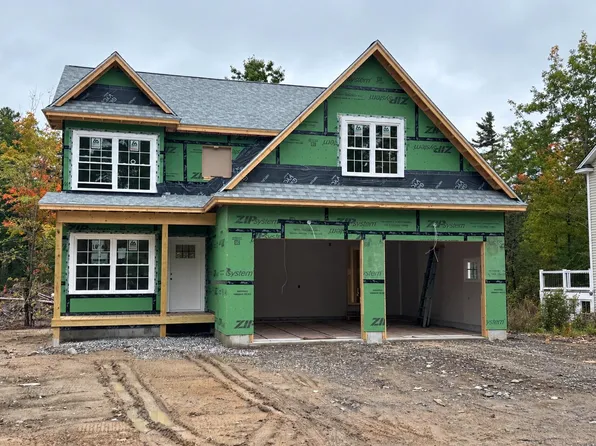 37 Lochwood Drive, Gorham, ME 04038