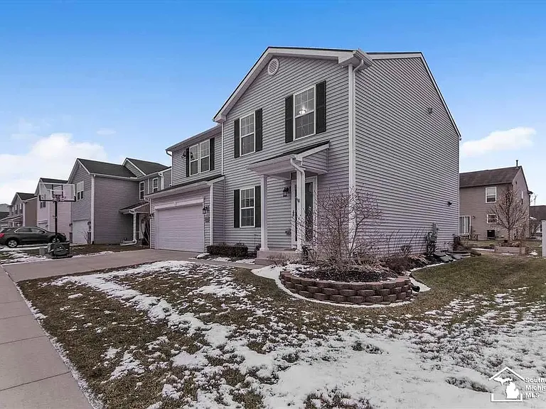 8422 Walnut Hl — Photo 5