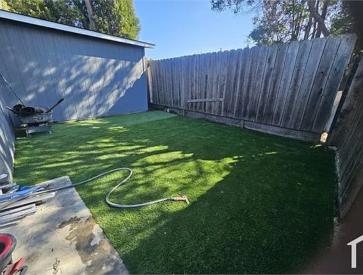 3 bed, 1000 sqft, $3,200 — Photo 4