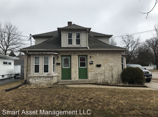 621 Sylvan Ter, Waukesha, WI 53188