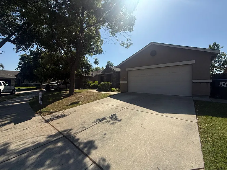 3331 N Linda Vista St — Photo 3