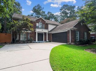 10 Elk Crossing Dr, Spring, TX 77381