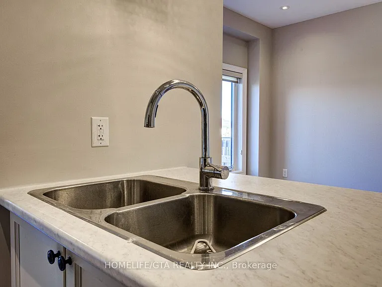 288 Atkinson St — Photo 16