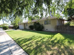 1041 N 8th St, Fresno, CA 93702