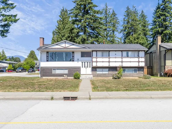1189 Brisbane Ave, Coquitlam, BC V3J 5K9