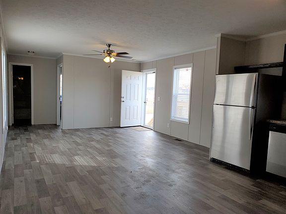 3rd image of 38000 Le Chateau Blvd #537