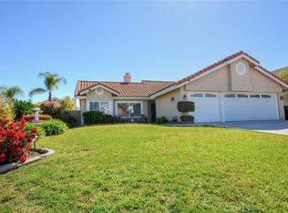 2241 Via Pacifica, Corona, CA 92882