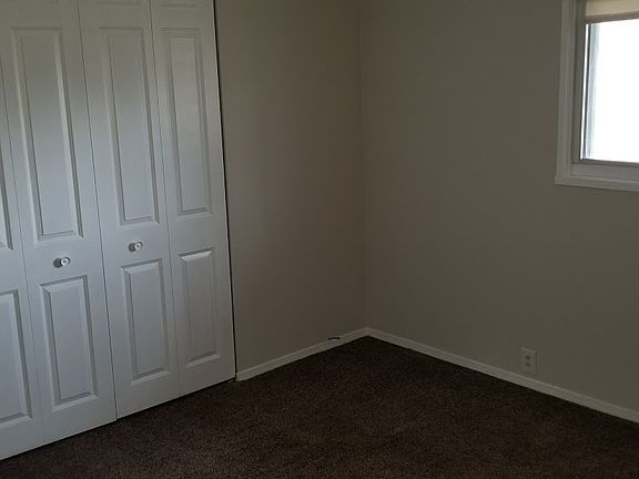 3rd image of 1618 Gibson Dr