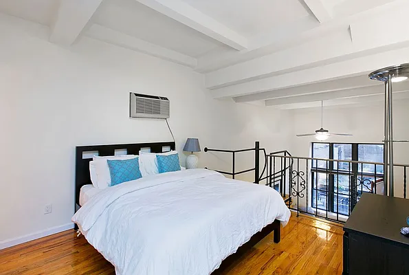 Rented by NOVO | media 22