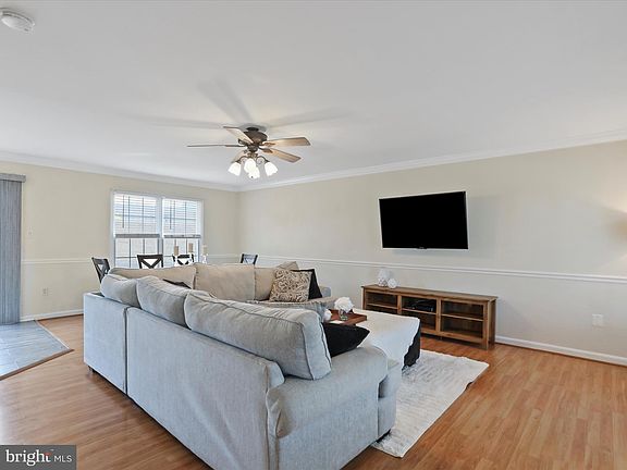 4th image of 122 Bennett Dr