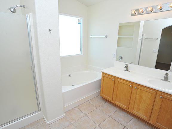 4th image of 3672 W Flynn Ct