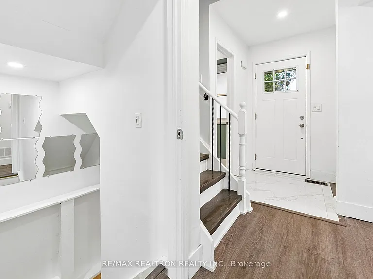 409 Cobblehill Dr — Photo 27