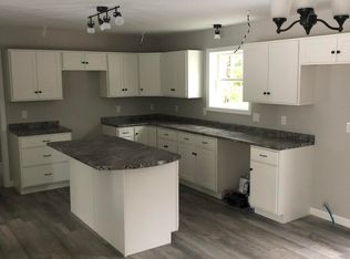 10 Starkey Ln, China, ME 04358