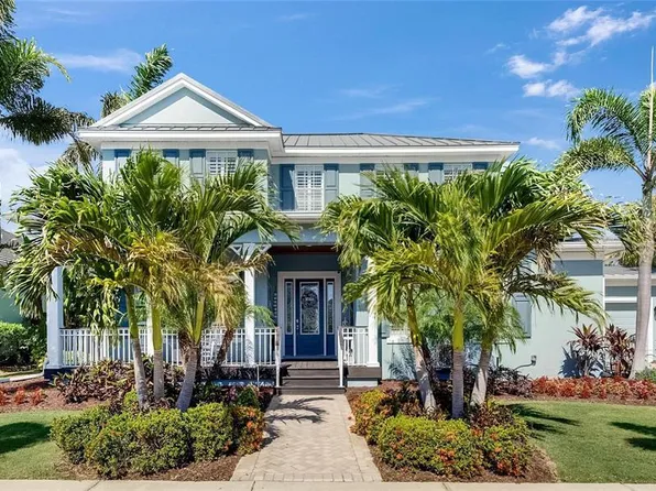 718 Manns Harbor Dr, Apollo Beach, FL 33572