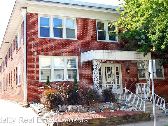 3rd image of 116 NW 15th St APT 201