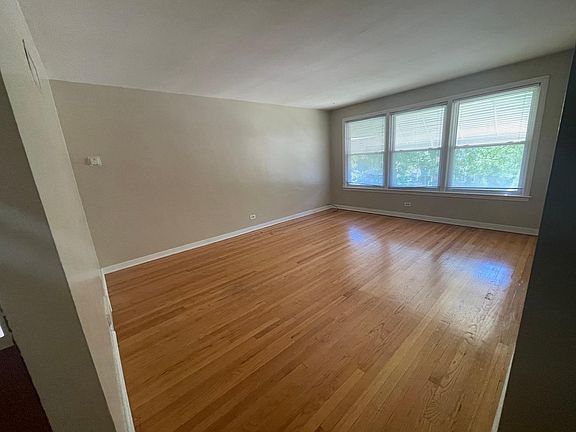2nd image of 8840 La Crosse Ave