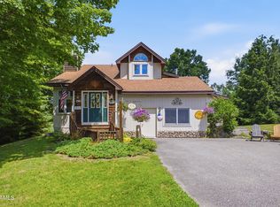 190 Kingsley Ln Ext, Chestertown, NY 12817