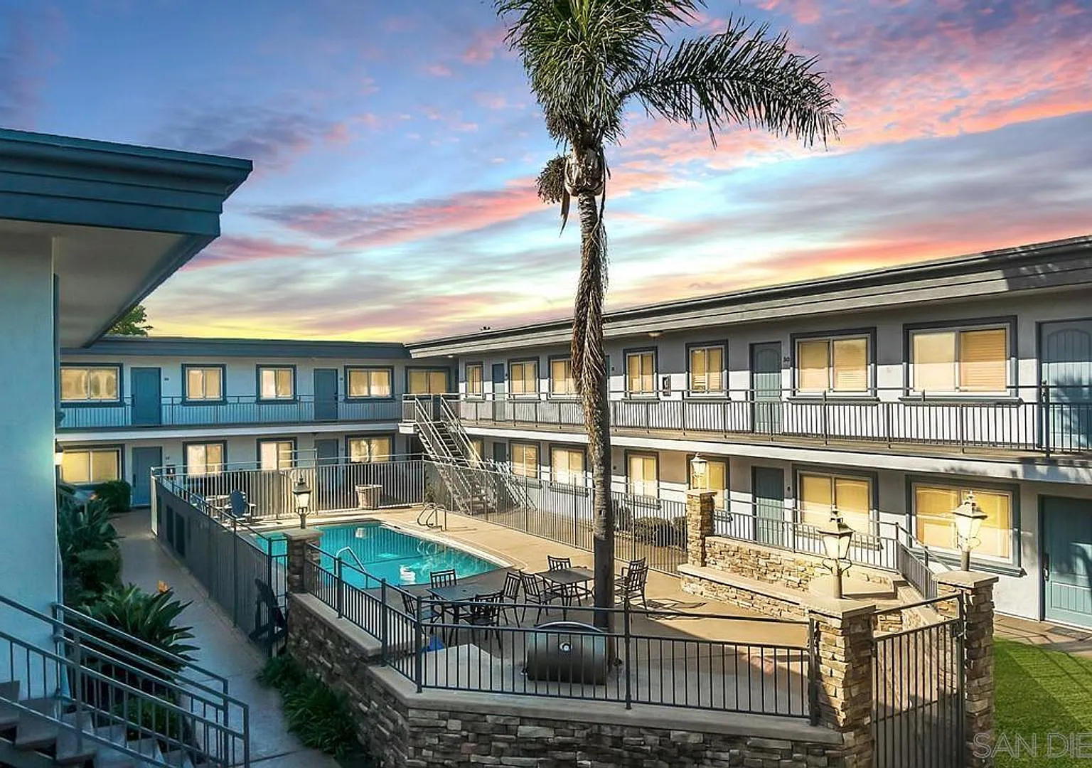 1 Bedroom Condo in Imperial Beach — Photo 1
