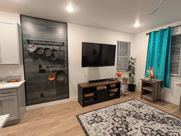 1951 Blue Moon Dr — Photo 6