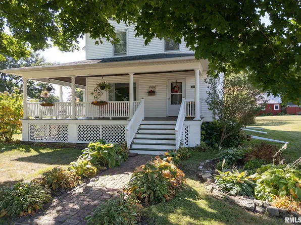 307 W 3rd Ave, Woodhull, IL 61490