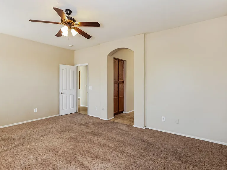 7117 W Sophie Ln — Photo 13
