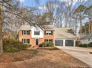 2529 Zachary Woods Dr NW, Marietta, GA 30064