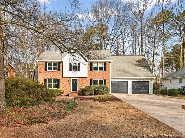 2529 Zachary Woods Dr NW, Marietta, GA 30064