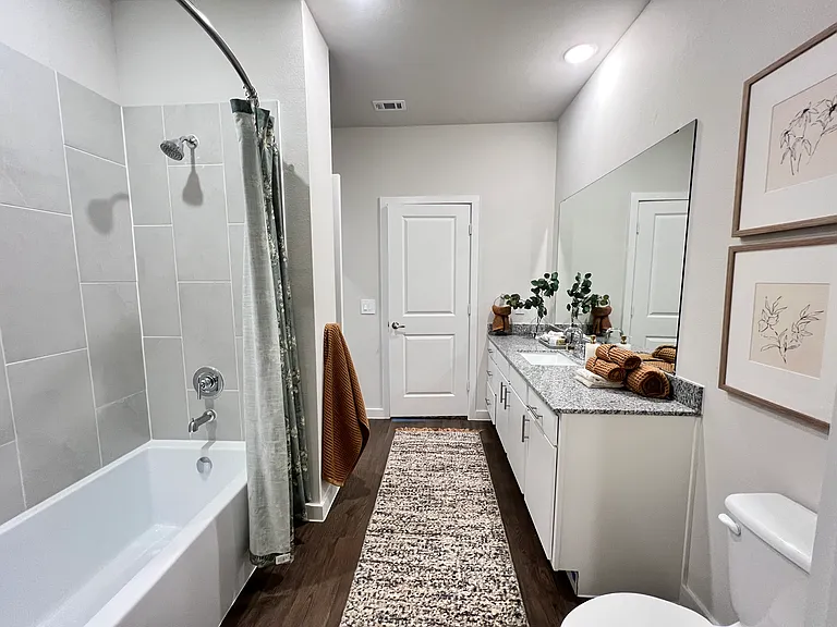 Gaston Dr — Photo 14
