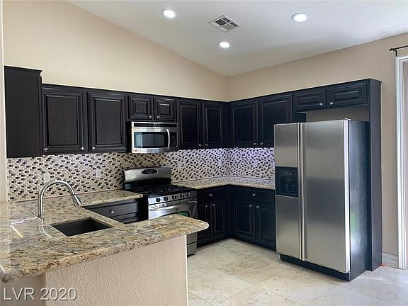 4th image of 355 Center Green Dr