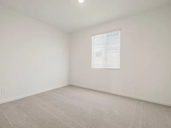 37431 W San Ildefanso Ave, Maricopa, AZ 85318