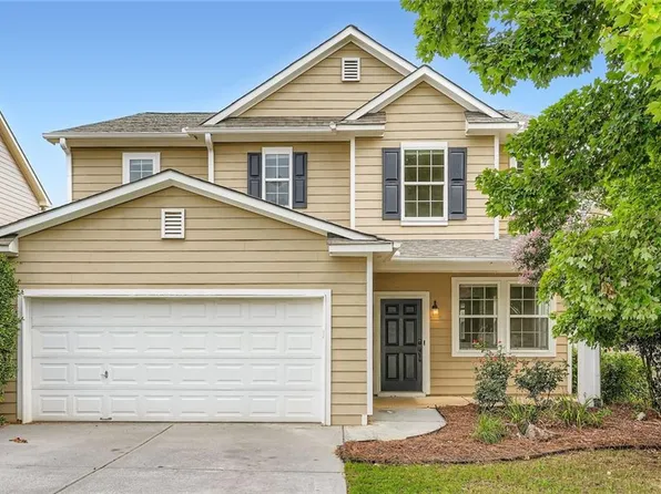 85 Parkmont Way, Dallas, GA 30132