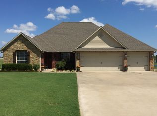 102 Keystone Ct, Pryor, OK 74361