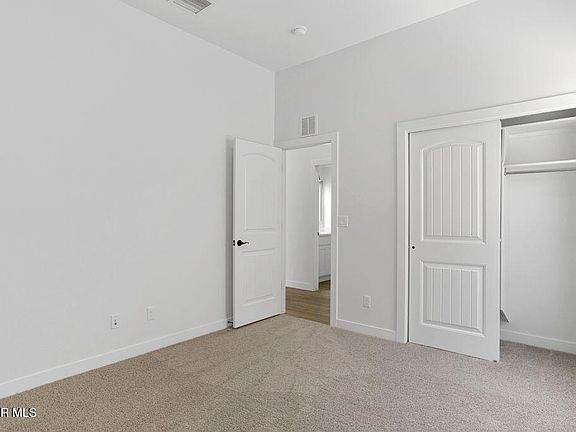 5th image of 1112 Steel Hill Ave